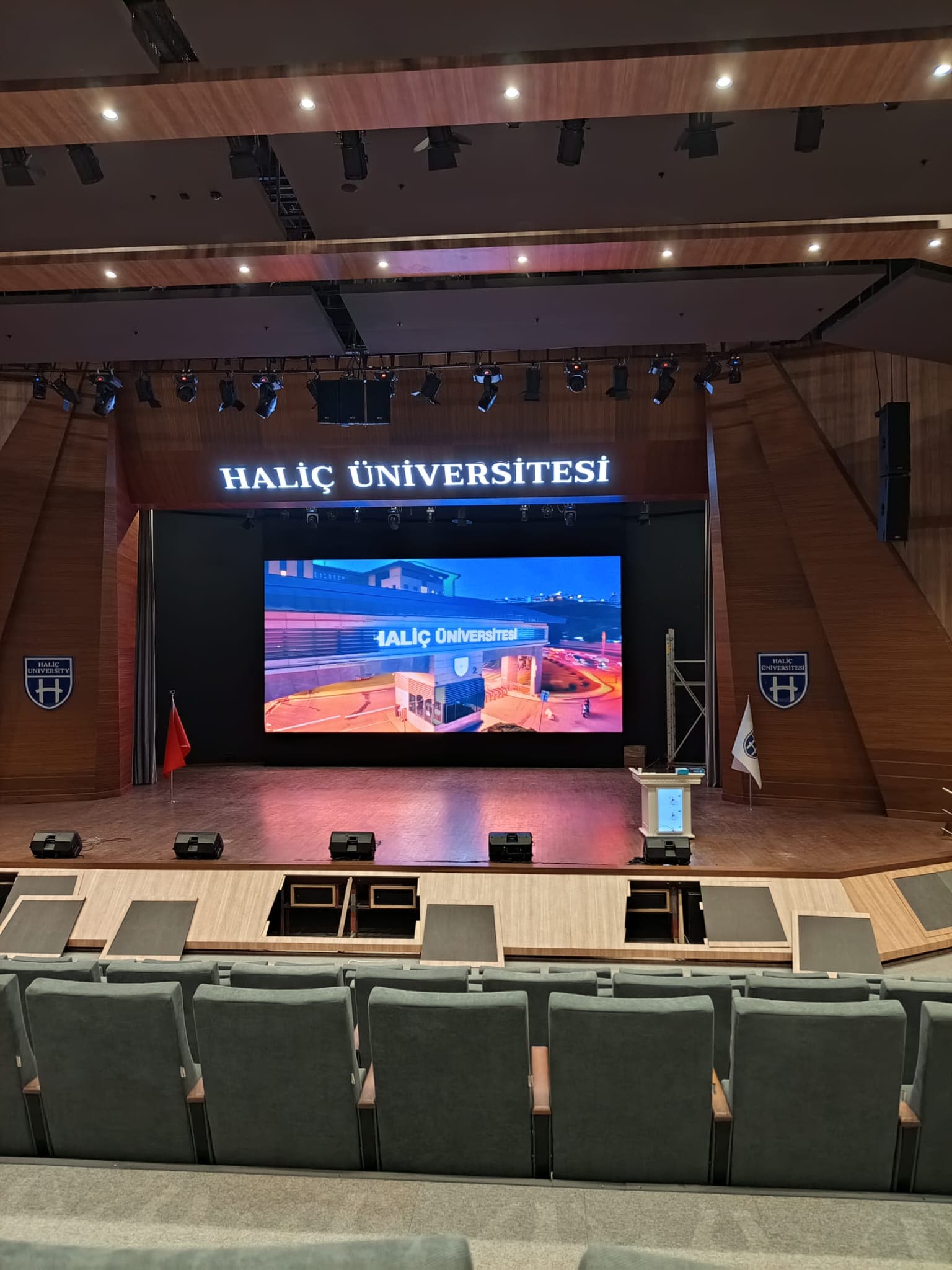 Haliç Üniversitesi